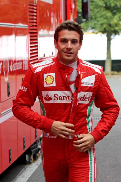 Jules impegnato coi test Ferrari nel 2012 sul Circuito francese di Magny Cours. Colombo